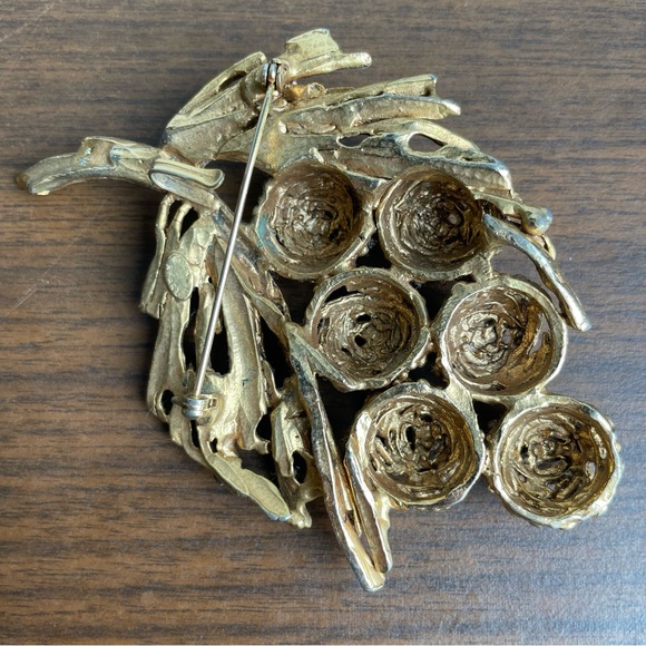 Large Erwin Pearl Berry Brooch - Picture 5 of 6